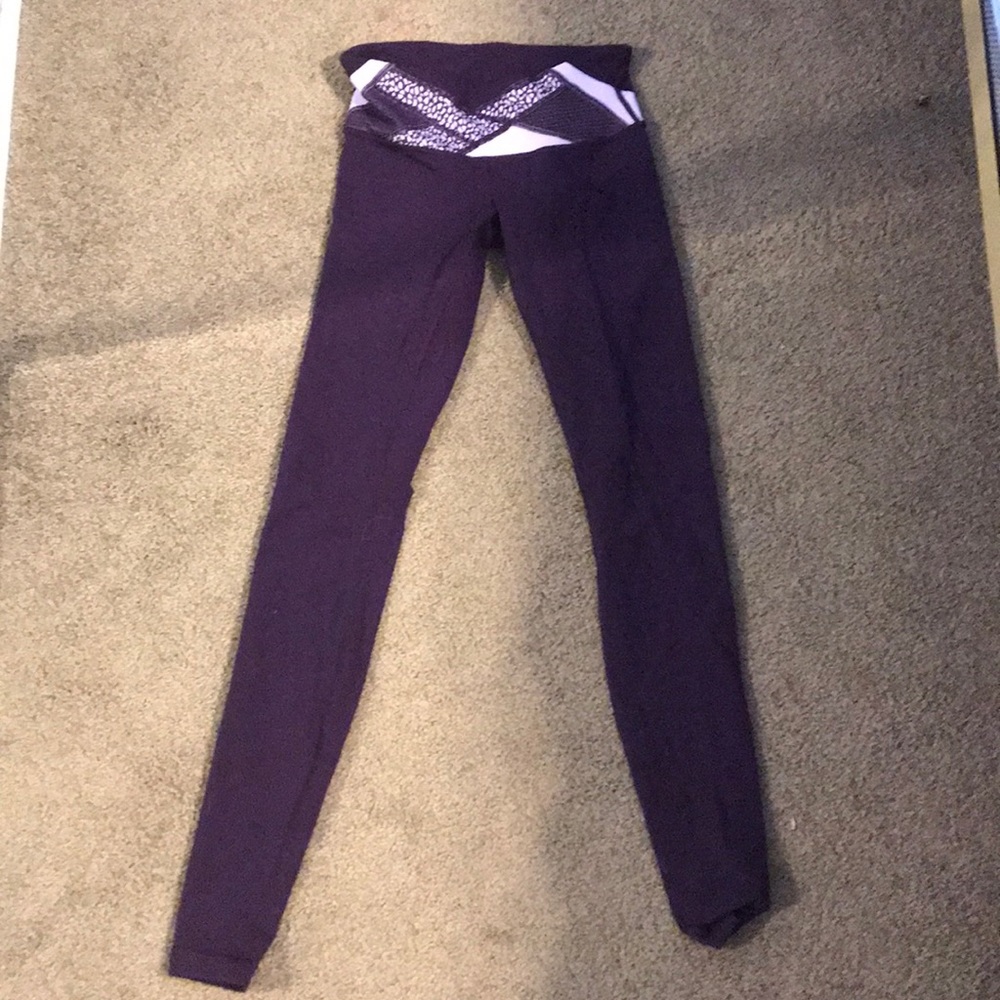 Lululemon plum leggings